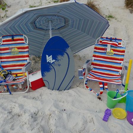 Funshine Sunset Beach St. Pete Beach Bagian luar foto