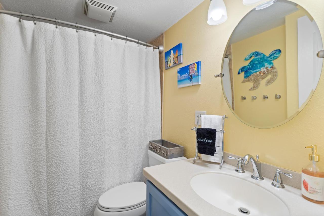 Funshine Sunset Beach St. Pete Beach Bagian luar foto