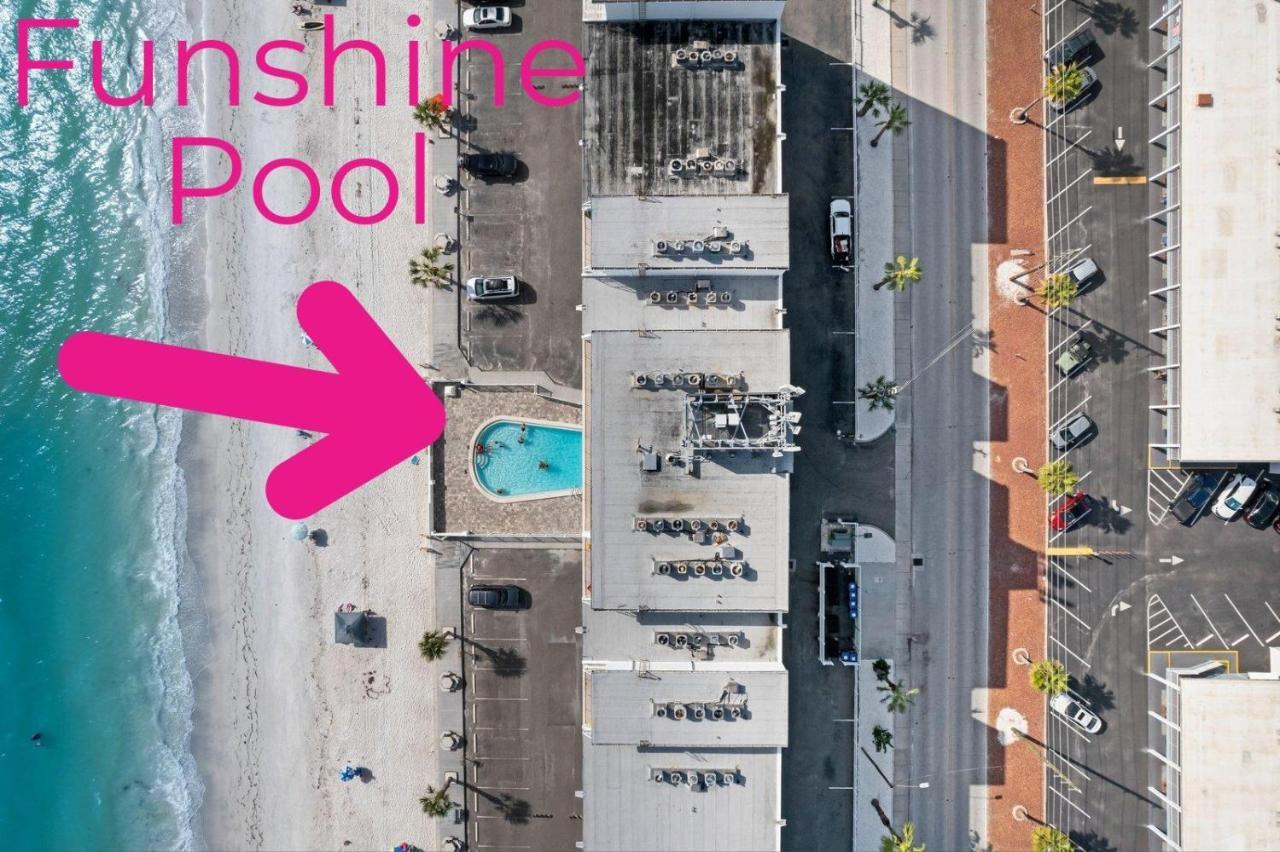 Funshine Sunset Beach St. Pete Beach Bagian luar foto